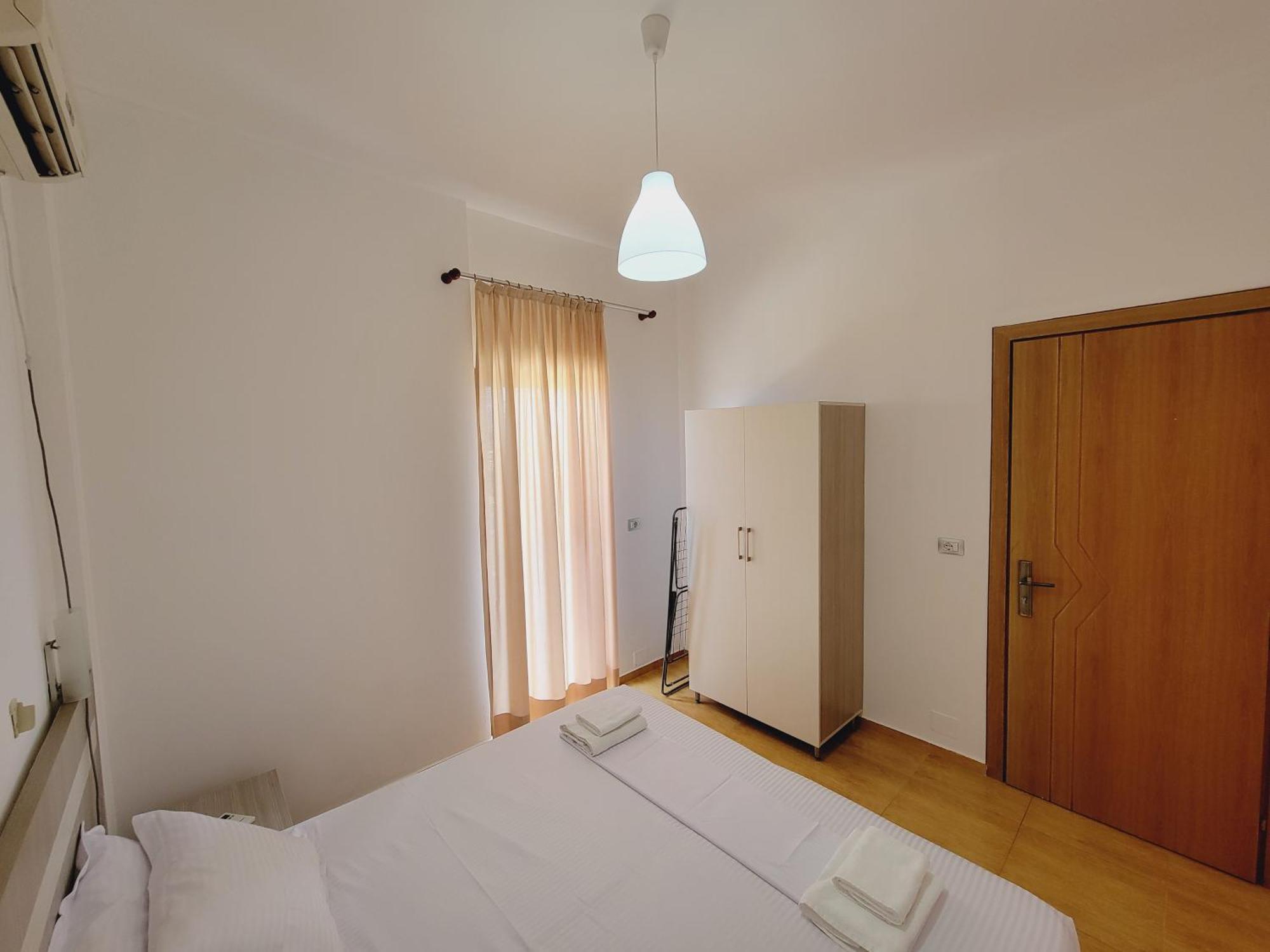 Aparthotel Pasqyra *